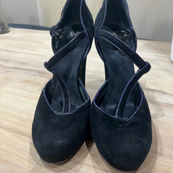 Dolce & Gabbana Vintage Velvet Mary Jane heels size 39/ US 8.5 - Picture 5 of 11